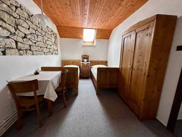 Ubytování - pokoj v penzionu